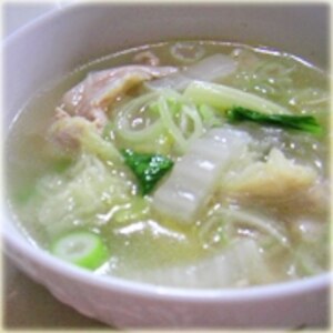 白菜と豚肉の春雨スープ